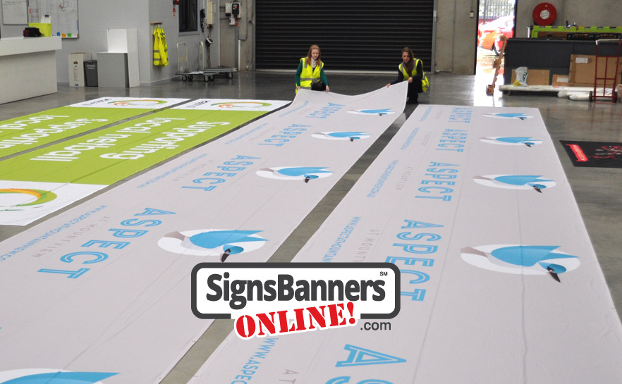 Grand format printing achieves large print on flexible soft signage