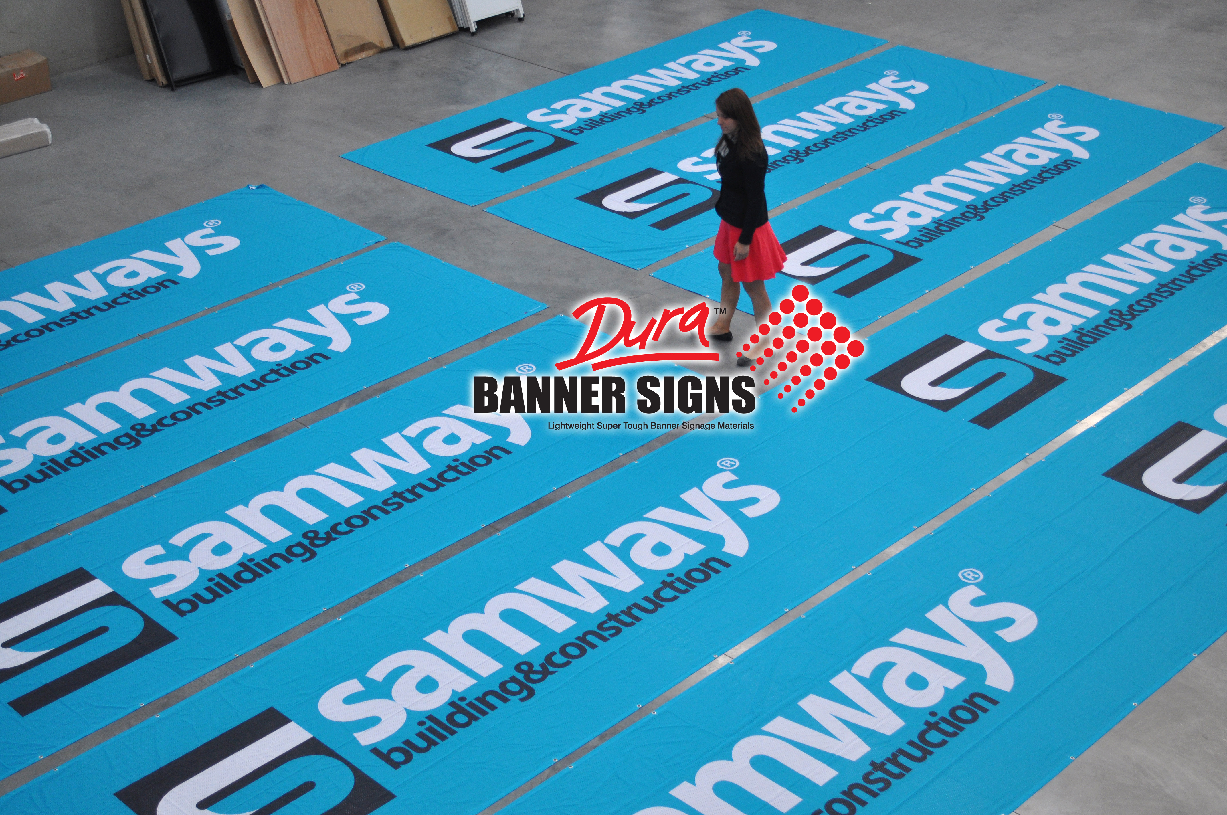 contractor banner signs for rental panel fencing