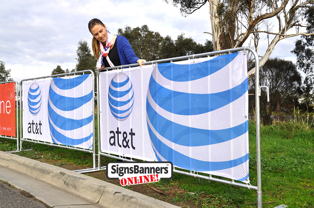 Banner wraps on barricade fencing for special events